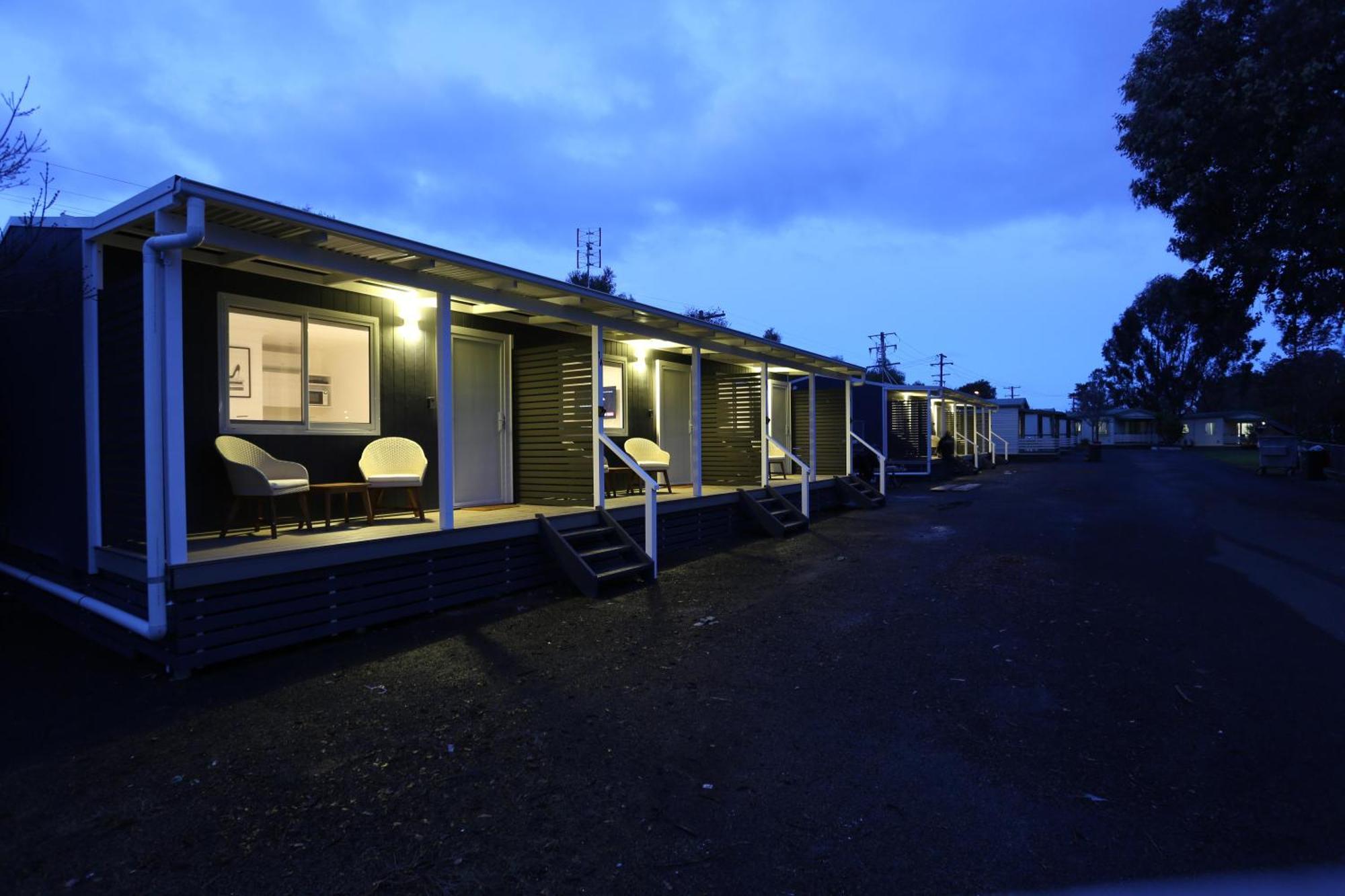 Junee Tourist Park Bagian luar foto
